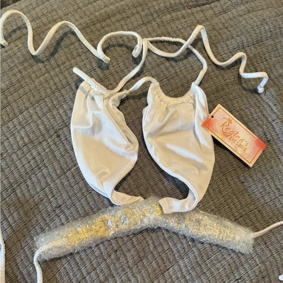 Regina’s Desire Gina Wrap Top - Picture 3 of 4